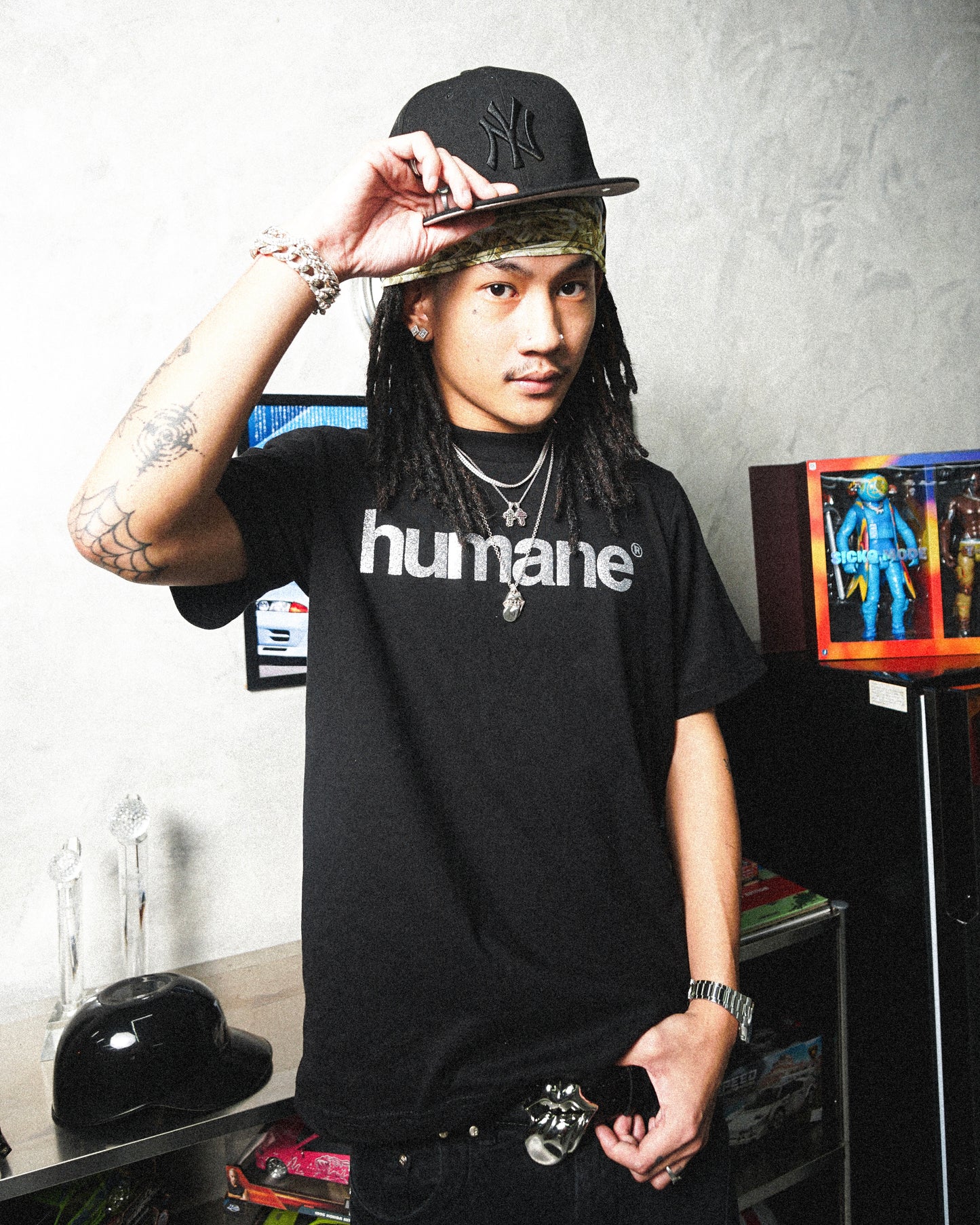 HUMANE GLTTRD TEE