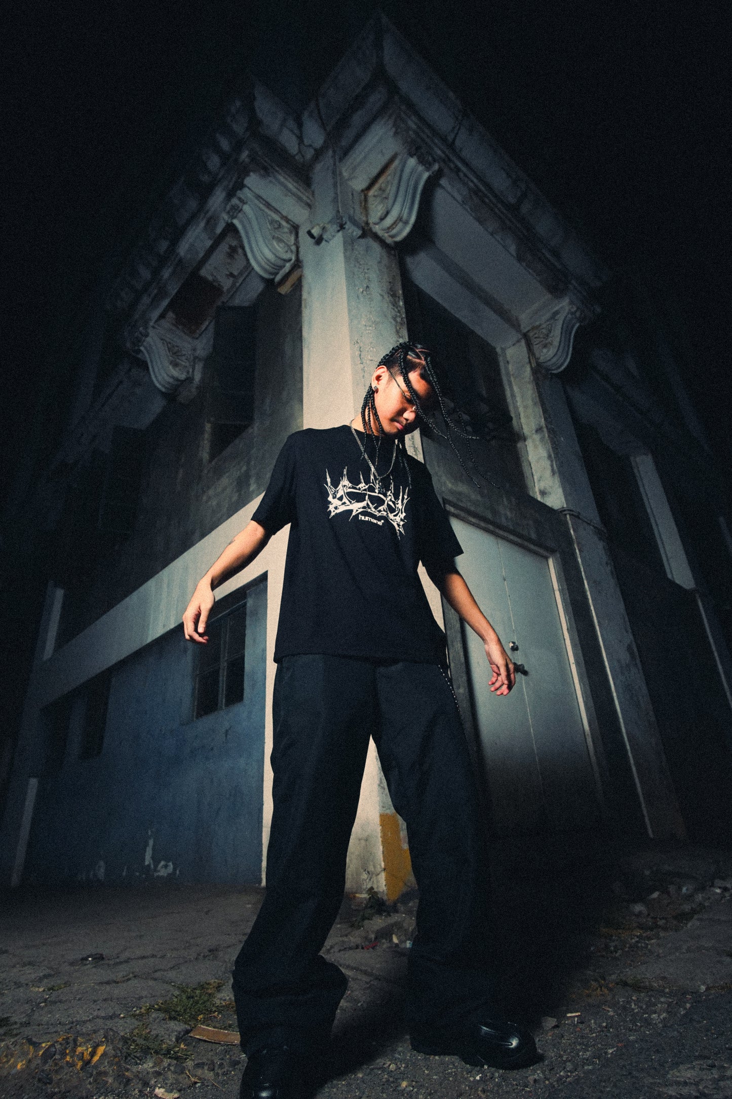 HUMANE CROWN TEE