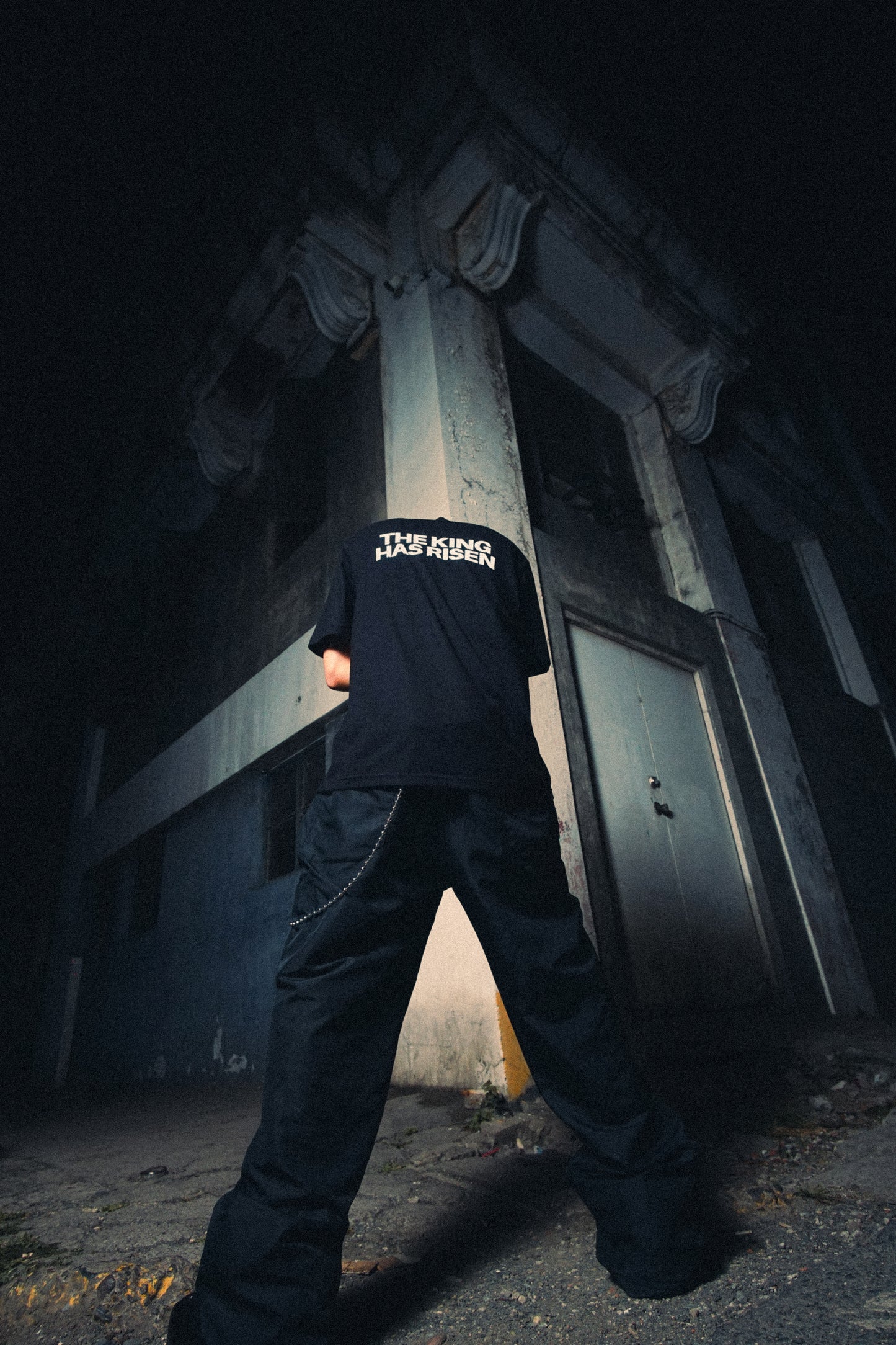 HUMANE CROWN TEE